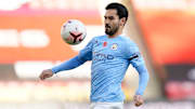 Ilkay Gündogan s'imposerait facilement dans l'entrejeu parisien. 