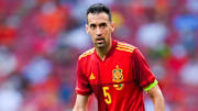 Sergio Busquets a été teste positif au COVID-19 à une semaine de l'Euro