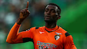 Setzt Jackson Martinez seine Karriere beim VfB Stuttgart fort?