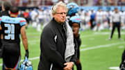 Dallas Renegades OC Hal Mumme broke his leg Sunday.