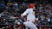 Cardinals re-sign Matt Wieters