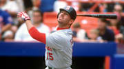 Jim Edmonds, ídolo de los Cardenales de San Luis, podría dar positivo por Coronavirus en los próximos días