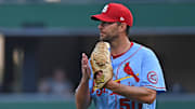 Adam Wainwright es el noveno lanzador en la MLB con 2.000 abanicados