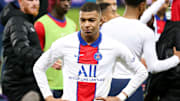 Kylian Mbappé n'a toujours pas prolongé au PSG. 