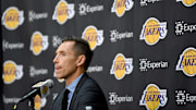 Steve Nash Announces Retirement