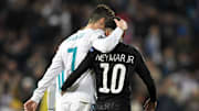 TOPSHOT-FBL-EUR-C1-REALMADRID-PSG