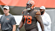 Cleveland Browns offensive lineman Greg Robinson