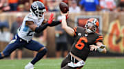 Tennessee Titans v Cleveland Browns
