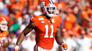 Clemson linebacker Isaiah Simmons