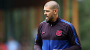 Víctor Valdés dimite como entrenador del UA Horta
