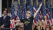 Megan Rapinoe in trionfo dopo i Mondiali 2019