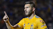 El delantero André Pierre Gignac.