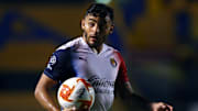 El jugador de Cruz Azul lesionó a Alexis Vega en una jugada del partido amistoso entre Cruz Azul y la Selección Mexicana sub 