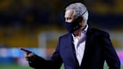 El entrenador Javier Aguirre.