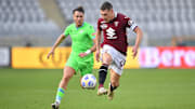 Belotti porta palla per saltare Patric 
