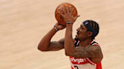 Bradley Beal tiene promedio de 32.8 puntos, 5 rebotes y 4.5 asistencias esta campaña