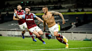 West Ham's Manuel Lanzini scored a stoppage time screamer against Tottenham