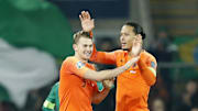 Van Dijk y De Ligt están entre los tres centrales más caros del mundo