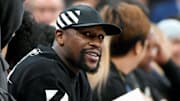 Floyd Mayweather cree que hay demasiados campeones en el boxeo y que hay que hacer una "limpieza"
