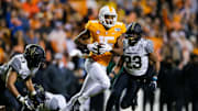 The San Francisco 49ers drafted Tennessee WR Jauan Jennings. 