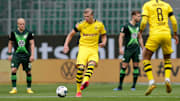 VfL Wolfsburg v Borussia Dortmund - Bundesliga