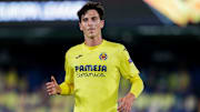 Pau Torres spielte mit dem FC Villareal auch schon in der Europa League.