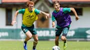 Der eine ist Bundesliga-Stammspieler, der andere in die zweite Liga verliehen: Sargent und Goller