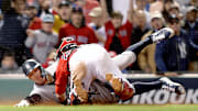 Judge fue puesto out en el home por parte del receptor Kevin Plawecki