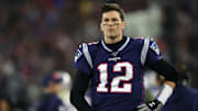 NBC's Al Michaels says that Tom Brady hinted to him last season that he'd be leaving the Patriots.