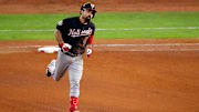 Anthony Rendón en su recorrido por las bases en el Juego 7 de la Serie Mundial entre Astros y Nats