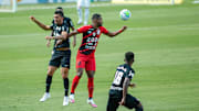 Nikão, do Athletico-PR, deve naturalmente ir a campo
