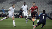 Botafogo e Athletico-PR se enfrentam pela 28ª rodada do Campeonato Brasileiro. 