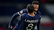 Paredes et Neymar explosent de joie. 