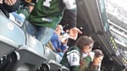 Die hard Jets fan flips out!!!