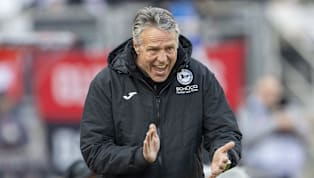 ​Arminia Bielefeld und Cheftrainer Uwe Neuhaus gehen auch in Zukunft gemeinsame Wege. Pünktlich an seinem 60. Geburtstag unterschrieb der Fußballlehrer einen...