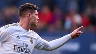 Es ist einfach nicht die Saison des Luka Jovic. Nach fehlenden Einsatzzeiten und Quarantäne-Ärger hat sich der Angreifer nun einen Bruch im Fuß zugezogen. Es...