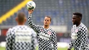 Die Eintracht wird heute Abend in München mit Sondertrikots die Mission DFB-Pokalfinale angehen. Statt des üblichen Sponsors prangert auf den SGE-Trikots in...