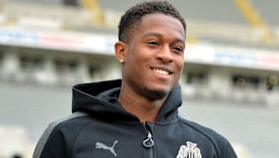 ​Rolando Aarons has revealed that Newcastle manager Rafa Benitez has kept in touch with the winger to check on his progress whilst on loan at Sheffield...