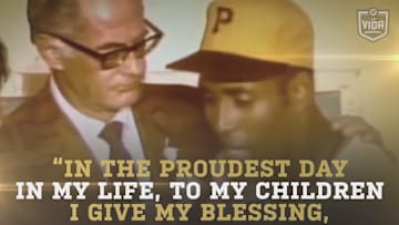 Greatest World Series Moments Roberto Clemente Speaks Spanish on TV