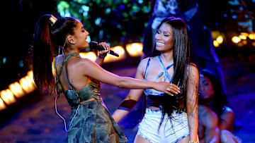 2016 American Music Awards - Show