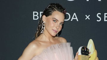 Belinda deslumbra durante evento privado en México