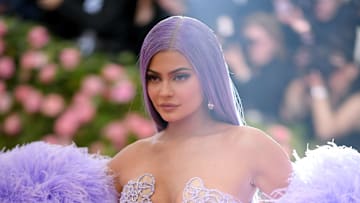 The ever-changing hairstyle of Kylie Jenner sparks debate with recent Instagram photos
