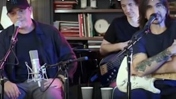 Alejandro Sanz y Juanes en pleno concierto virtual tras cancelar conciertos