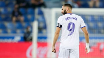 VITORIA GASTEIZ, SPAIN - AUGUST 14: Karim Benzema of Real Madrid celebrates goal 0-1 during the La Liga Santander match between Deportivo Alaves v Real Madrid at the Estadio de Mendizorroza on August 14, 2021 in Vitoria Gasteiz Spain (Photo by David S. Bustamante/Soccrates/Getty Images)