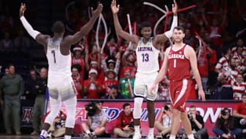 TUCSON, AZ - DECEMBER 09: Deandre Ayton