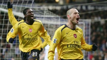BOLTON, UNITED KINGDOM - FEBRUARY 14: Fredrik Ljungberg of Arsenal celebrates scoring in extra time during the FA Cup sponsored by E.ON 4th Round Replay match between Bolton Wanderers and Arsenal at the Reebok Stadium on February 14, 2007 in Bolton, England. (Photo by Laurence Griffiths/Getty Images)
