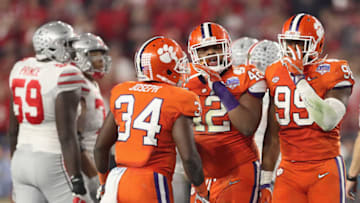 GLENDALE, AZ - DECEMBER 31: Defensive lineman Christian Wilkins