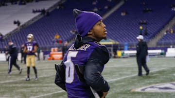 SEATTLE, WA - NOVEMBER 04: Injured wide receiver Chico McClatcher