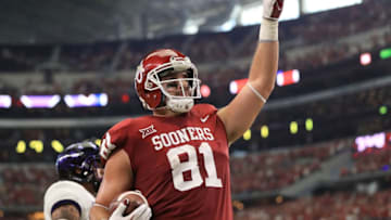ARLINGTON, TX - DECEMBER 02: Mark Andrews