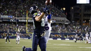 Nov 7, 2016; Seattle, WA, USA; Seattle Seahawks tight end Jimmy Graham (88) catches a touchdown pass against the Buffalo Bills during the second quarter at CenturyLink Field. Mandatory Credit: Joe Nicholson-USA TODAY Sports